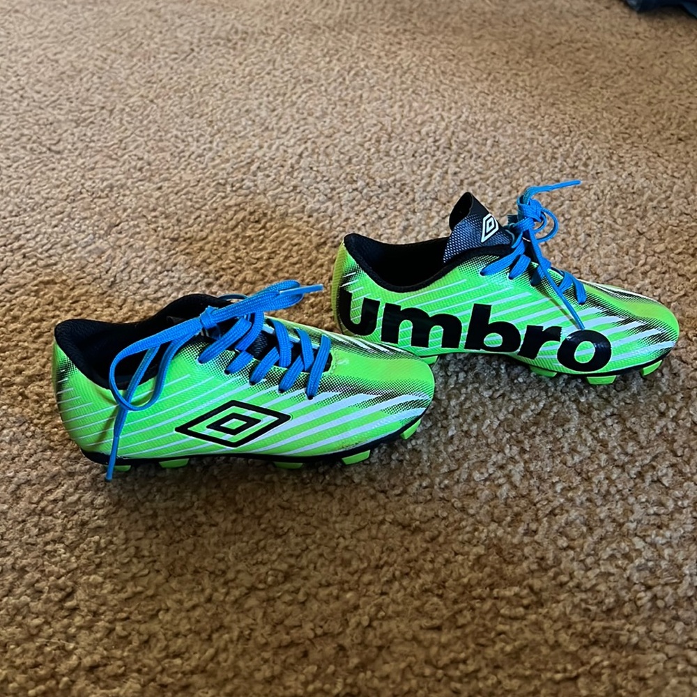 Kids 10K soccer cleat